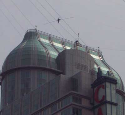 Jay Cochrane's record-setting skywalk