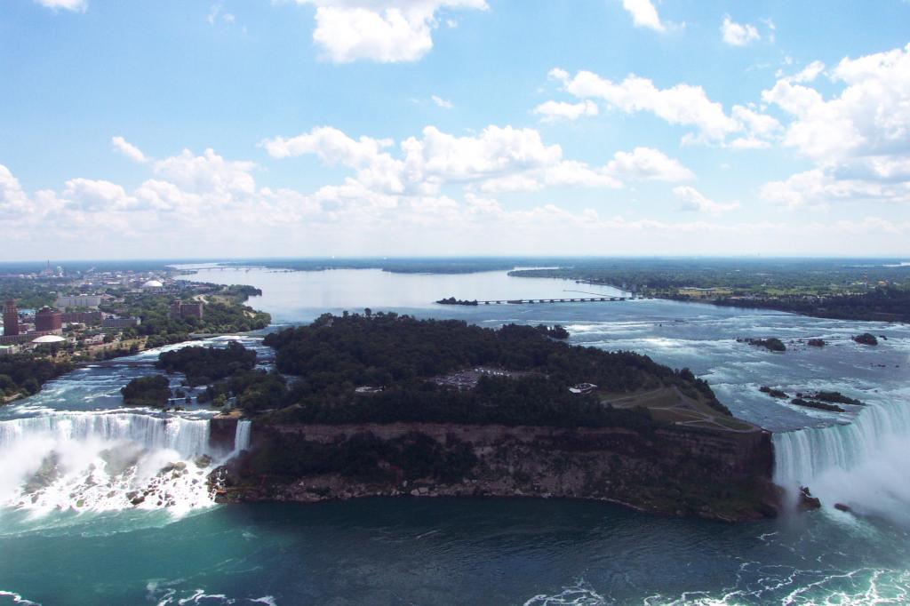 Skylon Tower Summer 2005 20