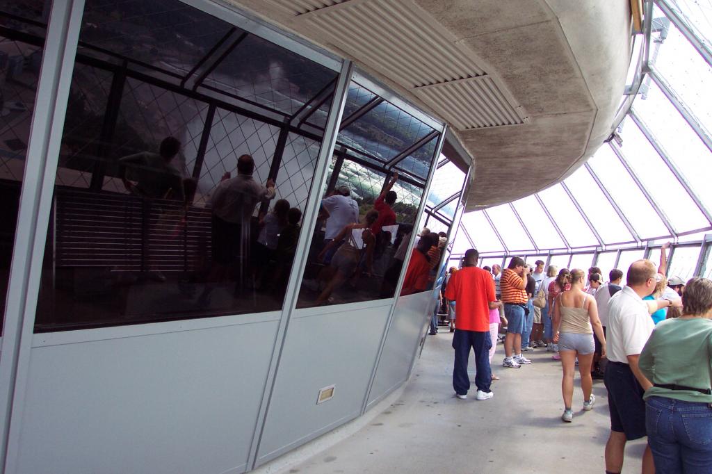 Skylon Tower Summer 2005 30