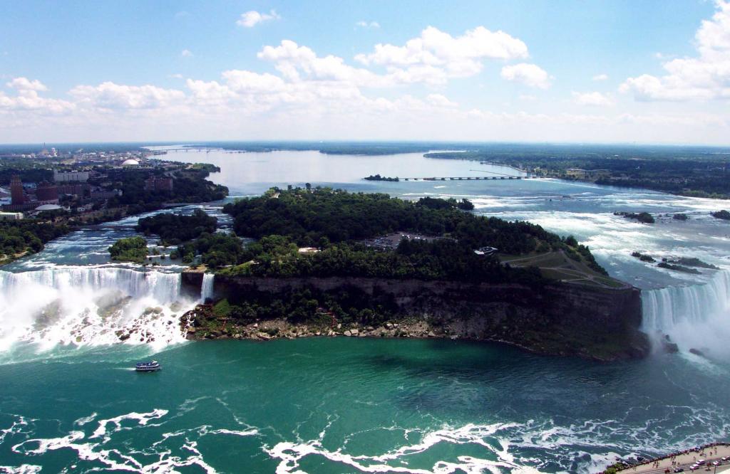 Skylon Tower Summer 2005 43