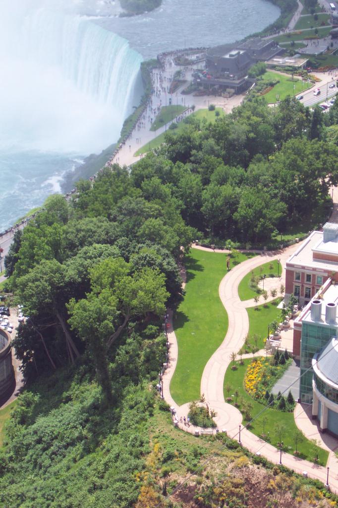 Skylon Tower Summer 2005 48