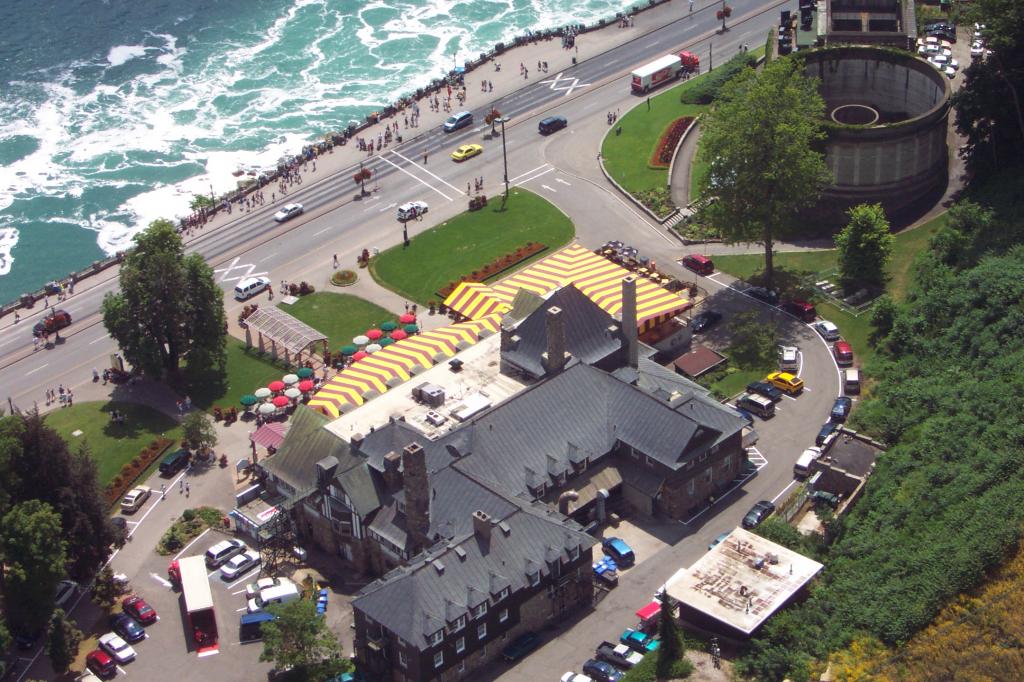 Skylon Tower Summer 2005 49