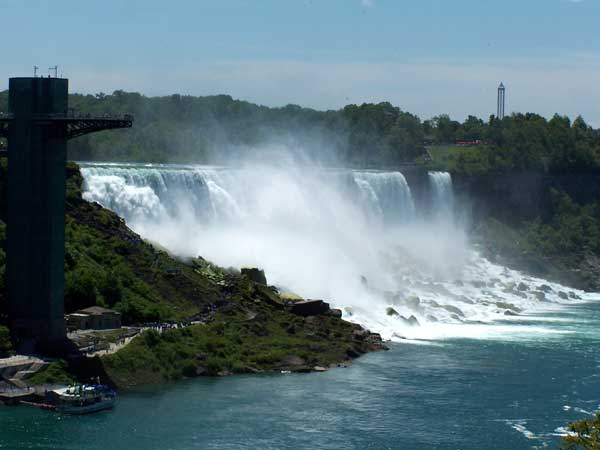 Rainbow Bridge in Spring 2006 11