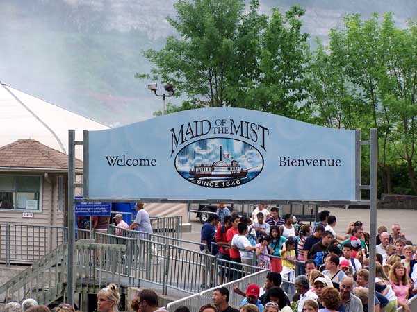 Maid of the Mist Summer 2006 04