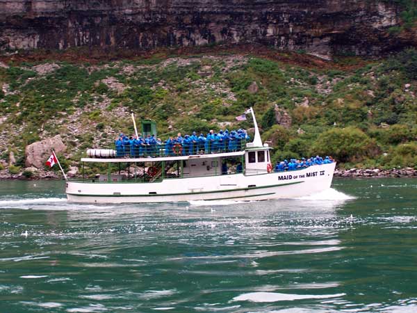 Maid of the Mist Summer 2006 34