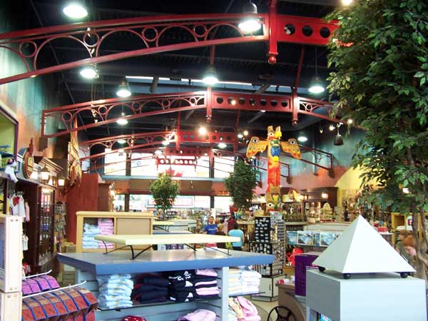 Canada Trading Company in Summer 2006 05