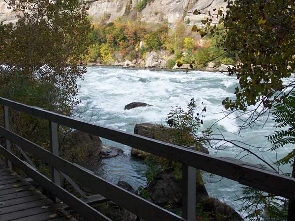 Niagara Parks White Water Walk in Autumn 2007 06