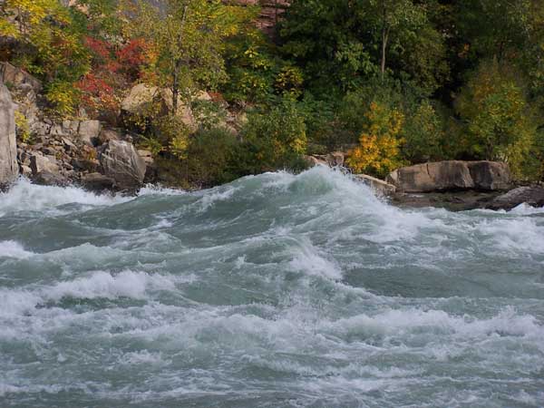 Niagara Parks White Water Walk in Autumn 2007 16