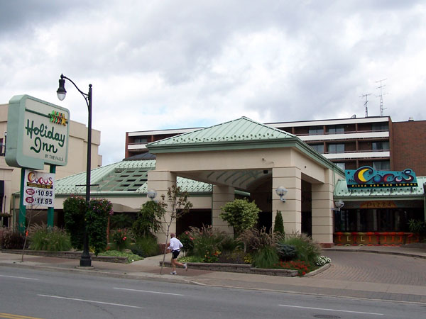 Holiday Inn Niagara Falls By the Falls