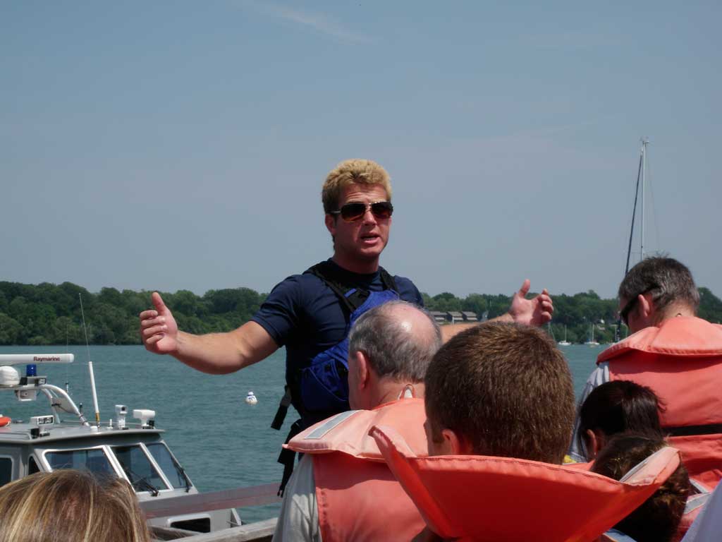 Whirlpool Jet Boat Tours in Summer 2010 09