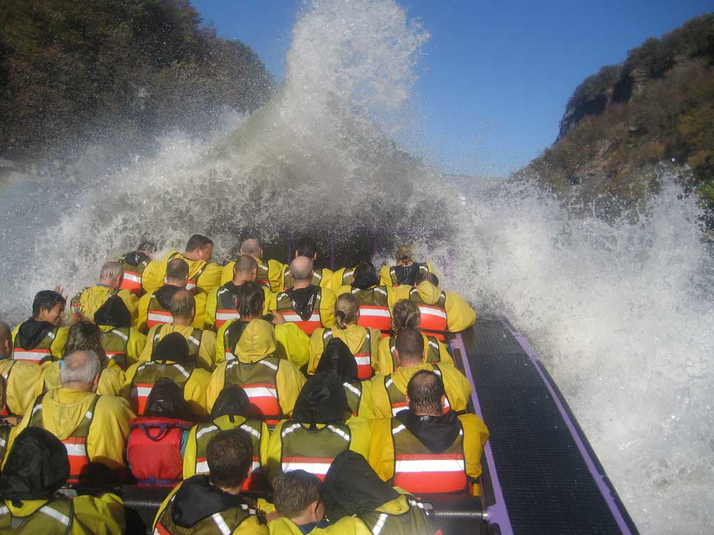 Whirlpool Jet Boat Tours in Summer 2010 32