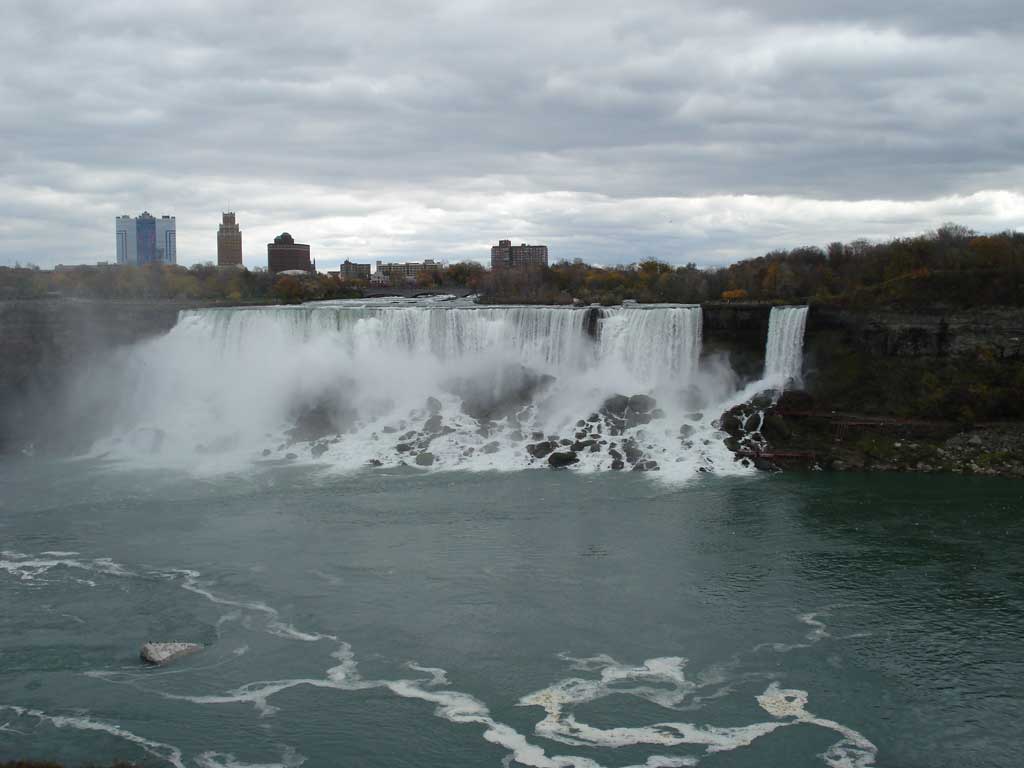 Niagara Falls in Autumn 2010 21