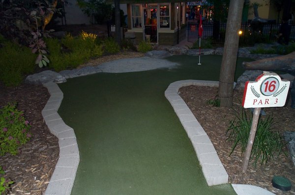 Dinosaur Park Hole 16