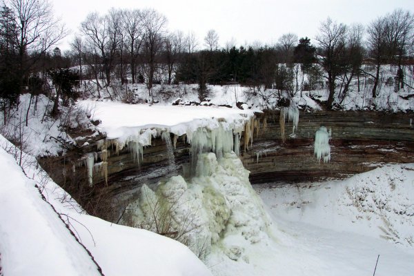 Ball's Falls Lower Falls Winter 2003/2004 - 13