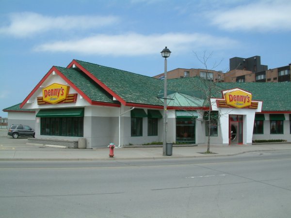 Denny's on Victoria Avenue