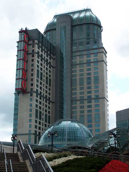 Fallsview Casino Hotel main entrance